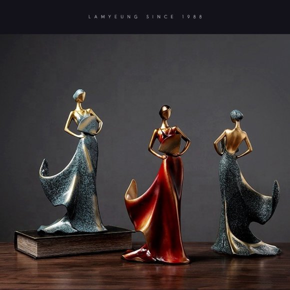 🦋 Wine Bottle Holder Lady Sculpture Figurine 🦋 - Picture 2 of 8